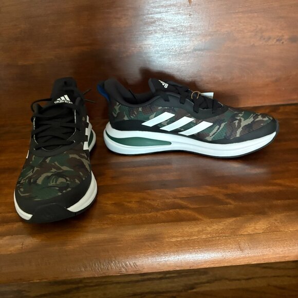 Adidas FortaRun K Running Shoes (GV9466) Black/White/Green US Unisex Big Kid 6.5 - Picture 1 of 6